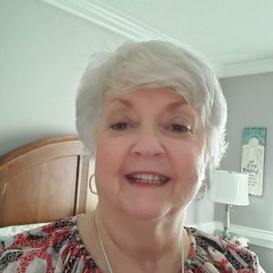 Meet your Posher, Delores